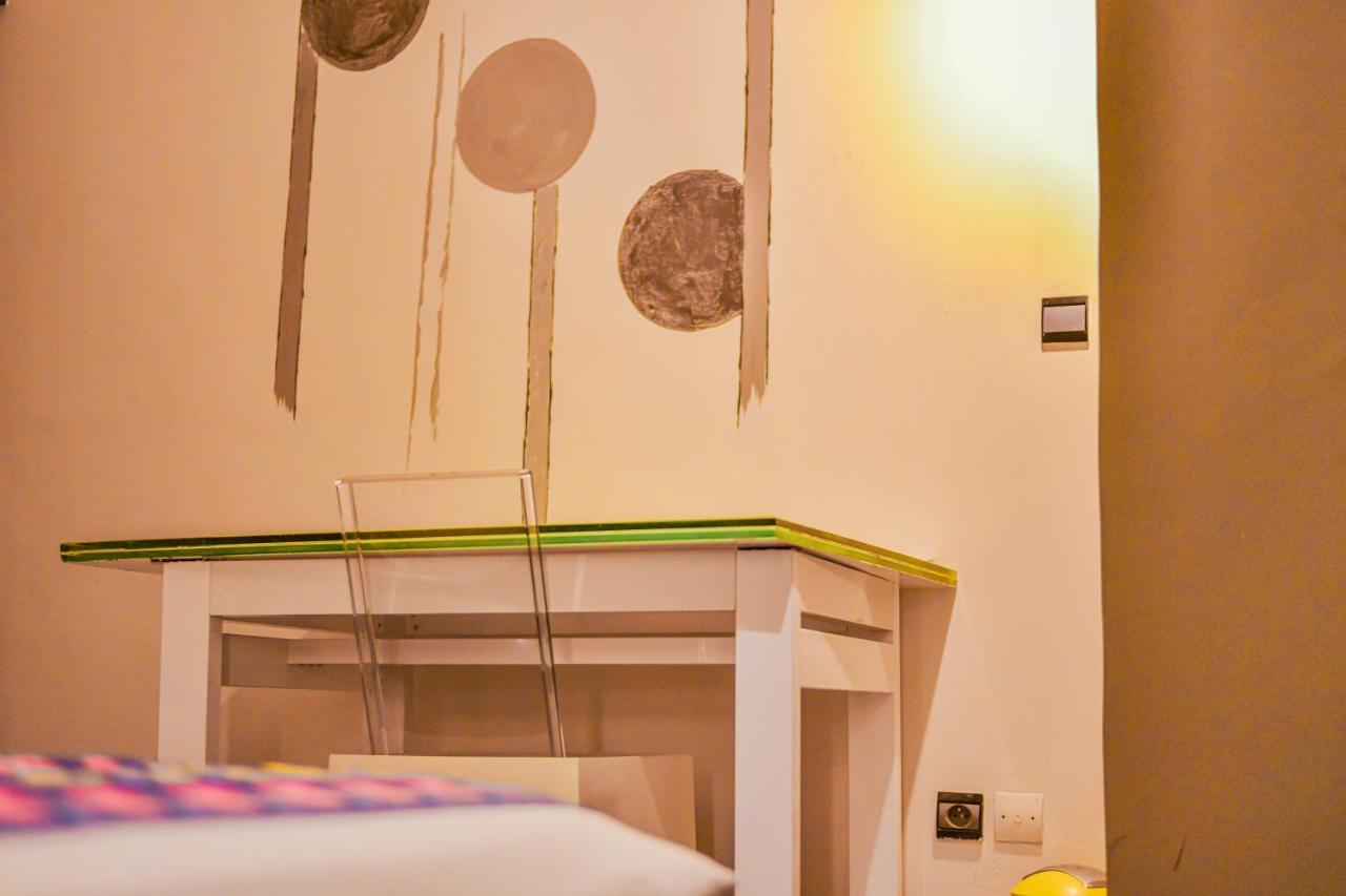 Hotel M'Rode Lomé Eksteriør bilde