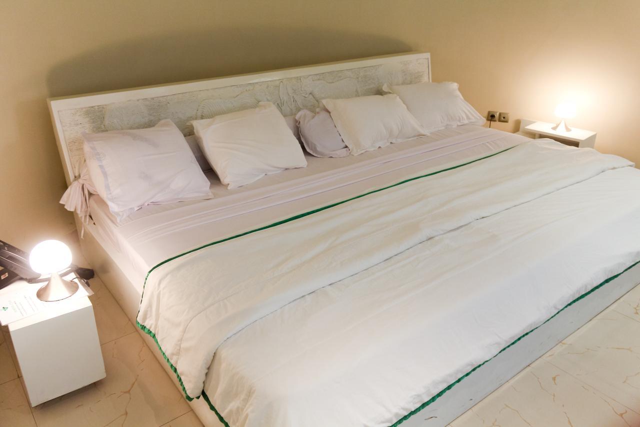 Hotel M'Rode Lomé Eksteriør bilde